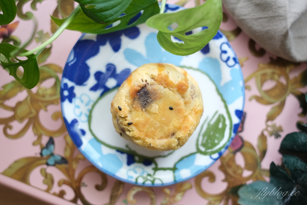 高雄前金｜漢來大飯店．高雄五星級大飯店的中秋禮盒，旺月蛋黃酥還沒到中秋節就搶空 @飛天璇的口袋