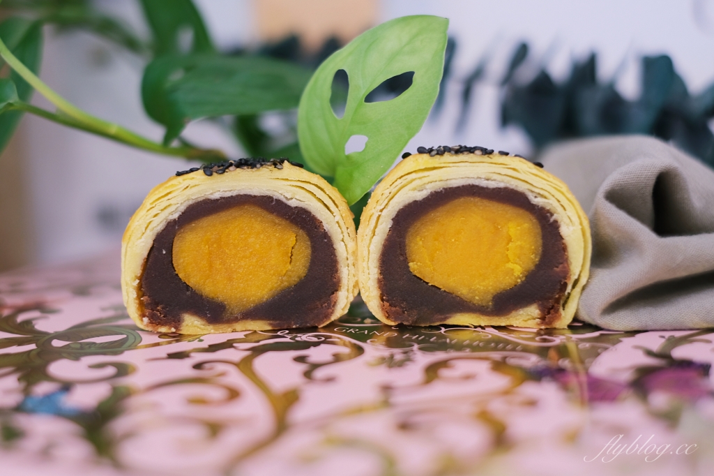 高雄前金｜漢來大飯店．高雄五星級大飯店的中秋禮盒，旺月蛋黃酥還沒到中秋節就搶空 @飛天璇的口袋