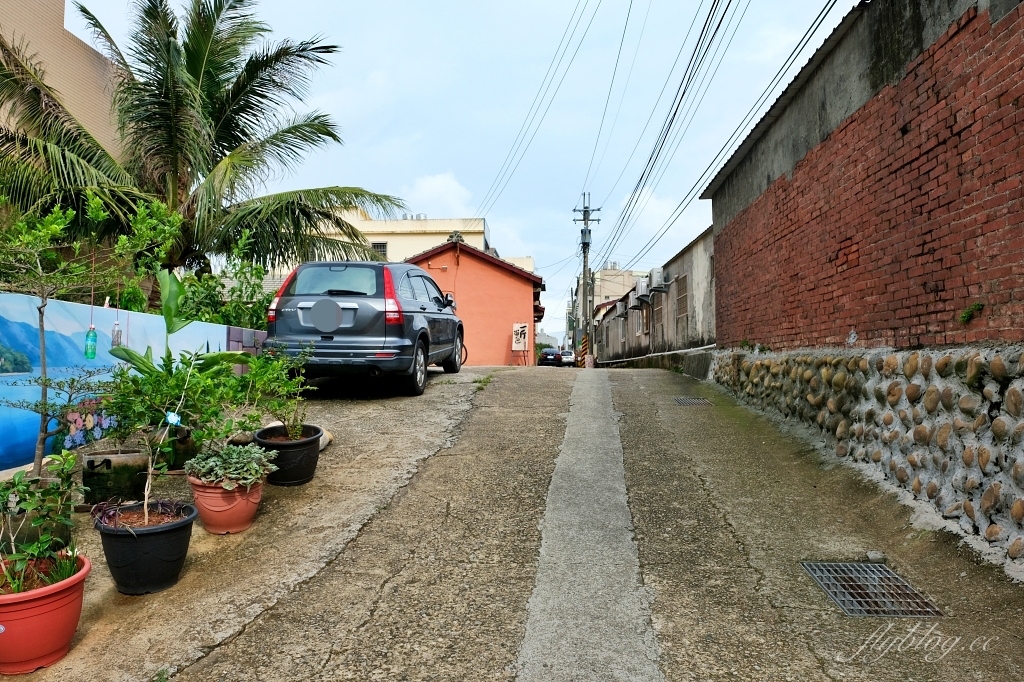 台中大肚｜一斤面包．紅橘色三合院裡的酸麵包焙烘坊，大肚山上的老宅飄著麵包香 @飛天璇的口袋