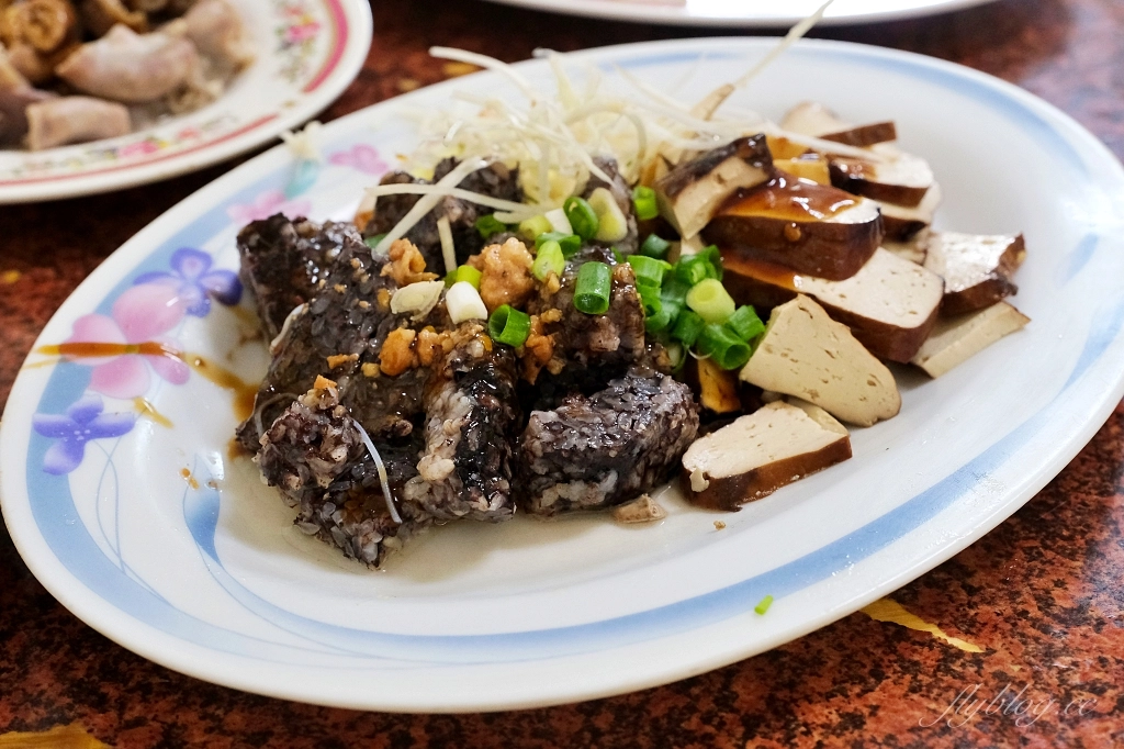 台中沙鹿｜鳳記鵝肉老店，沙鹿在地50年的隱藏版鵝肉店，榮獲台中米其林必比登推介 @飛天璇的口袋