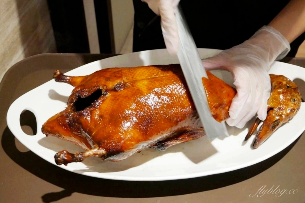 台北中山｜心粵小廚，知名粵菜大廚的私家拿手菜，必點掛爐片皮鴨和稻草西施牛 @飛天璇的口袋