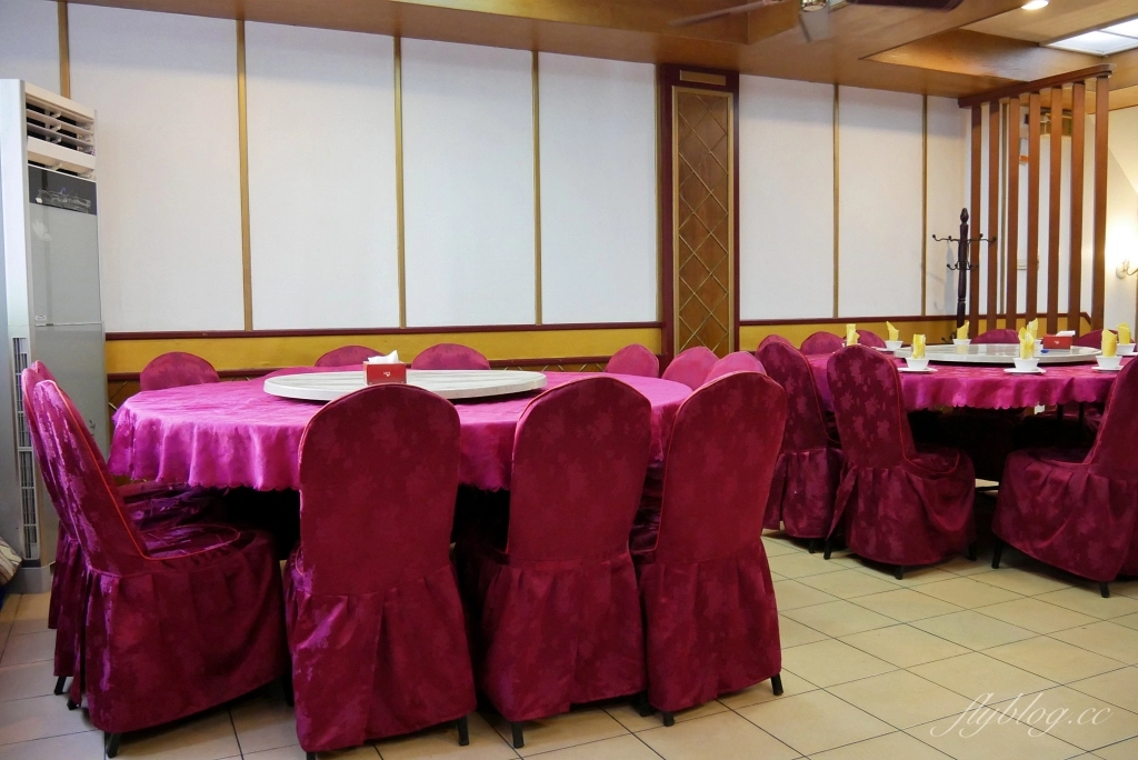 台南中西｜欣欣餐廳．台南三大台菜餐廳之一，米其林必比登推薦，45年老字號的美味 @飛天璇的口袋