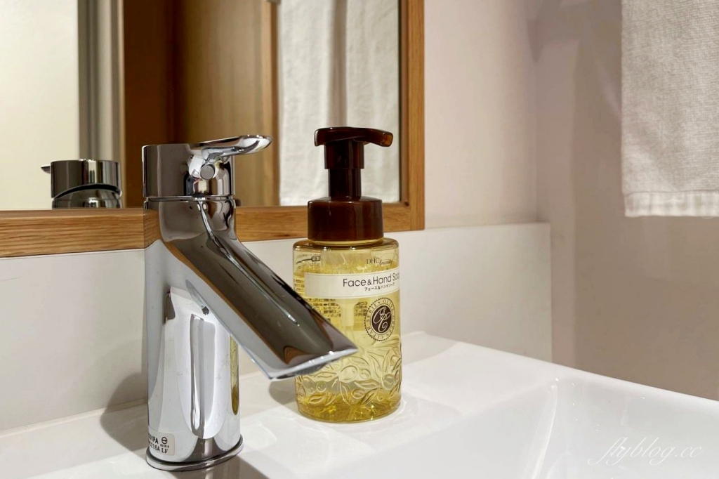 台北中正｜格拉斯麗台北飯店，日本哥吉拉飯店插旗台灣，門拉開就有一秒到日本的感覺 @飛天璇的口袋