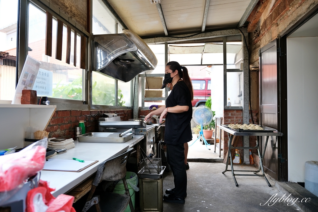 金門金湖｜老屋子蚵嗲．秘製粉漿金黃酥脆蚵嗲，口感清脆鮮小心噴汁 @飛天璇的口袋