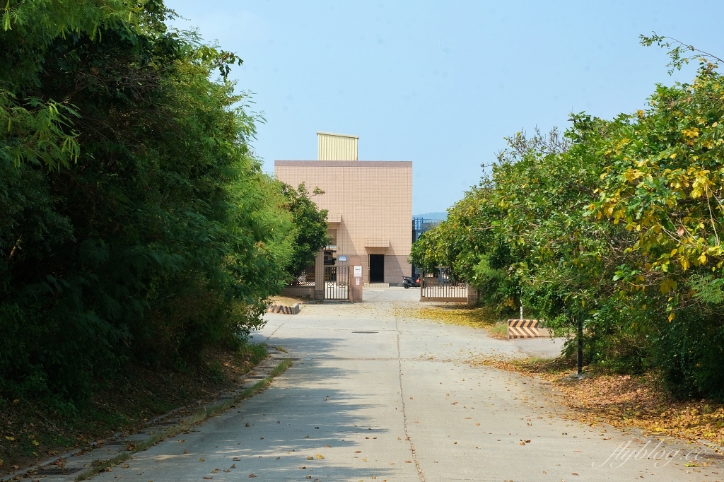 金門金城｜塔山發電廠，輸油棧橋碼頭延伸到海裡的長堤，IG網美必拍金門隱藏版景點 @飛天璇的口袋