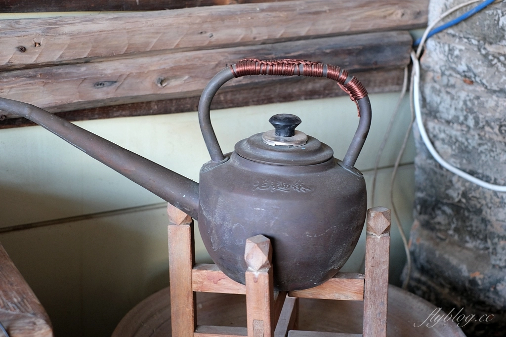 金門金寧｜古寧頭老麵茶，清涼消暑又充滿古味的老麵茶，配料都是店家自已做的 @飛天璇的口袋