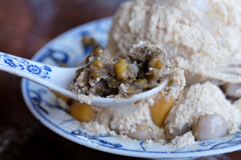 金門金寧｜古寧頭老麵茶，清涼消暑又充滿古味的老麵茶，配料都是店家自已做的 @飛天璇的口袋