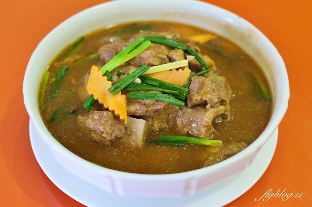 金門金寧｜記德海鮮餐廳．金門必吃高粱嗆蟹，必點切八塊和芋頭排骨，CP值超高的海鮮餐廳 @飛天璇的口袋