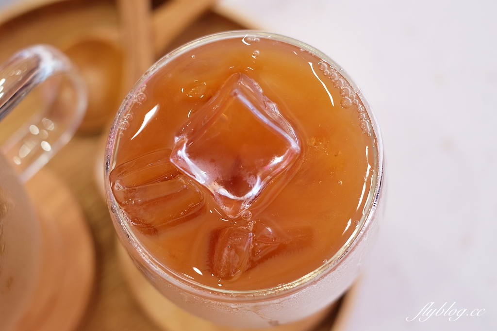 MTEA茗茶園凍飲專賣店2.0｜新開幕的台南手搖凍飲，還喝得到滿滿的口感和健康 @飛天璇的口袋