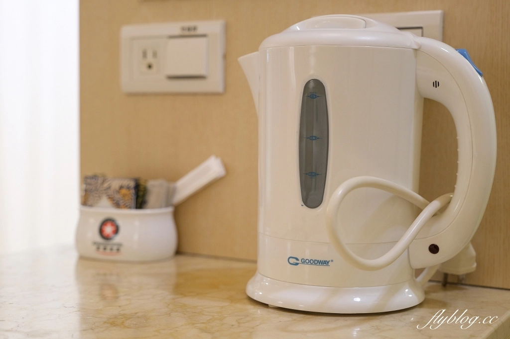 台南中西｜康橋商旅台南民生館．坐擁台南安平運河美景，平日晚上房價只要1000多元 @飛天璇的口袋