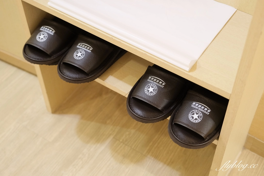 台南中西｜康橋商旅台南民生館．坐擁台南安平運河美景，平日晚上房價只要1000多元 @飛天璇的口袋