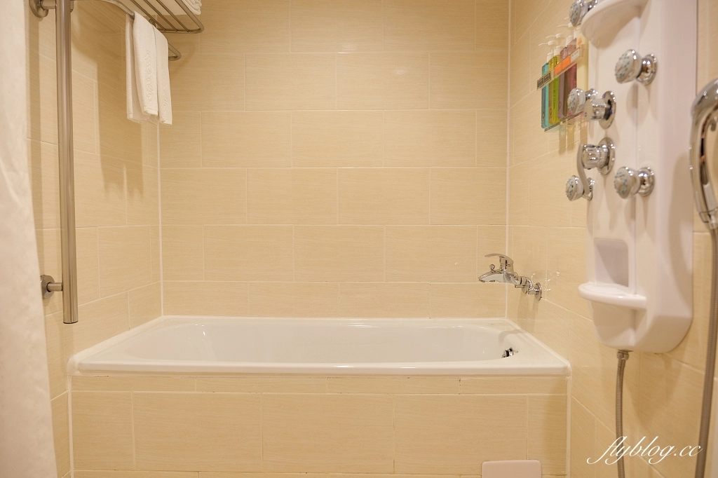 台南中西｜康橋商旅台南民生館．坐擁台南安平運河美景，平日晚上房價只要1000多元 @飛天璇的口袋