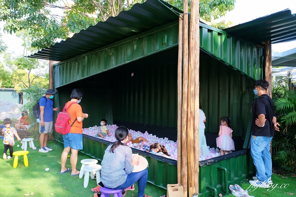 彰化田尾｜好田森林， 超Q恐龍主題彰化親子景點，恐龍森林、椰林沙灘、滑草山丘、空中卡丁車 @飛天璇的口袋