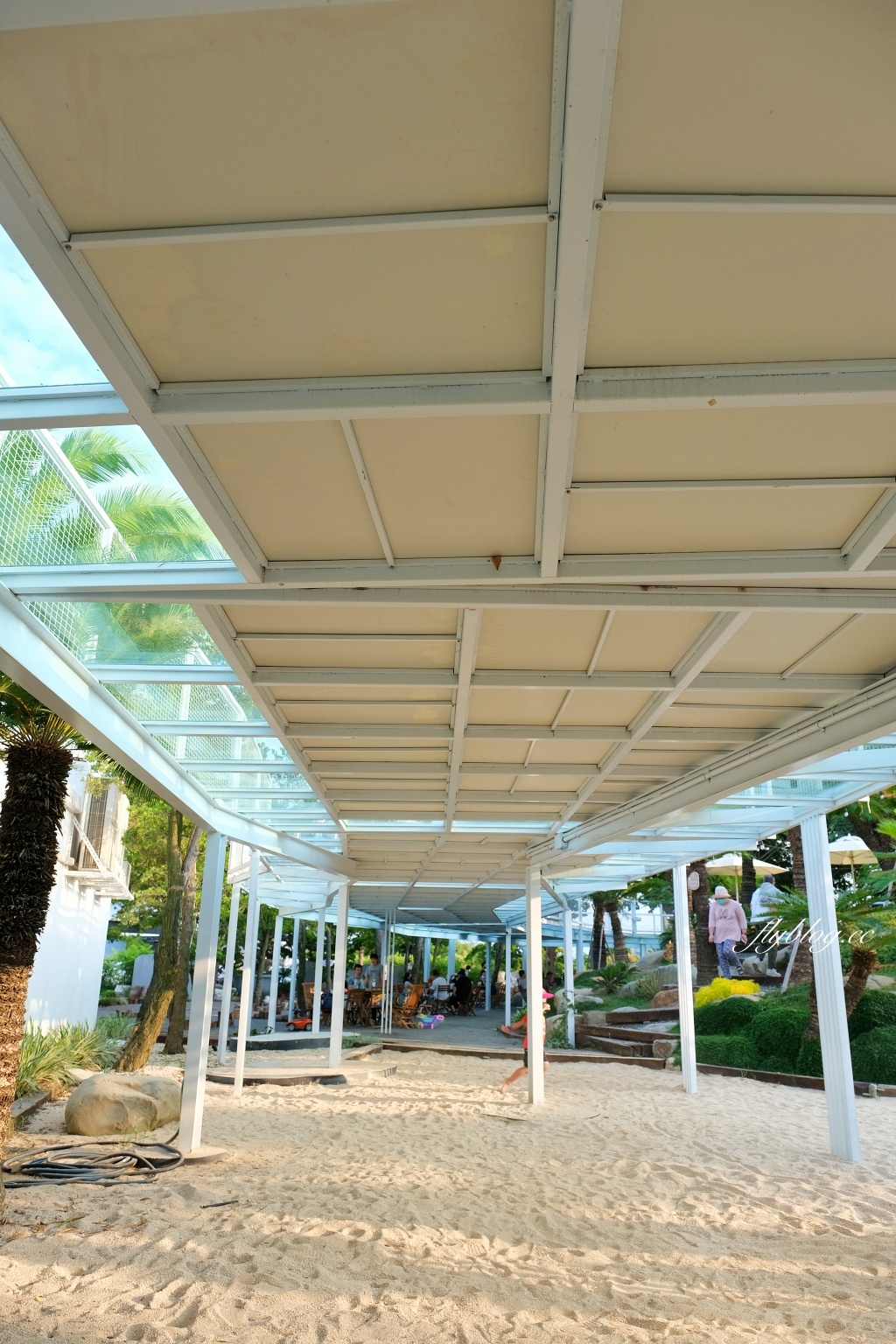 彰化田尾|好田森林, 超Q恐龍主題彰化親子景點,恐龍森林、椰林沙灘、滑草山丘、空中卡丁車 @飛天璇的口袋 彰化田尾|好田森林, 超Q恐龍主題彰化親子景點,恐龍森林、椰林沙灘、滑草山丘、空中卡丁車 @飛天璇的口袋