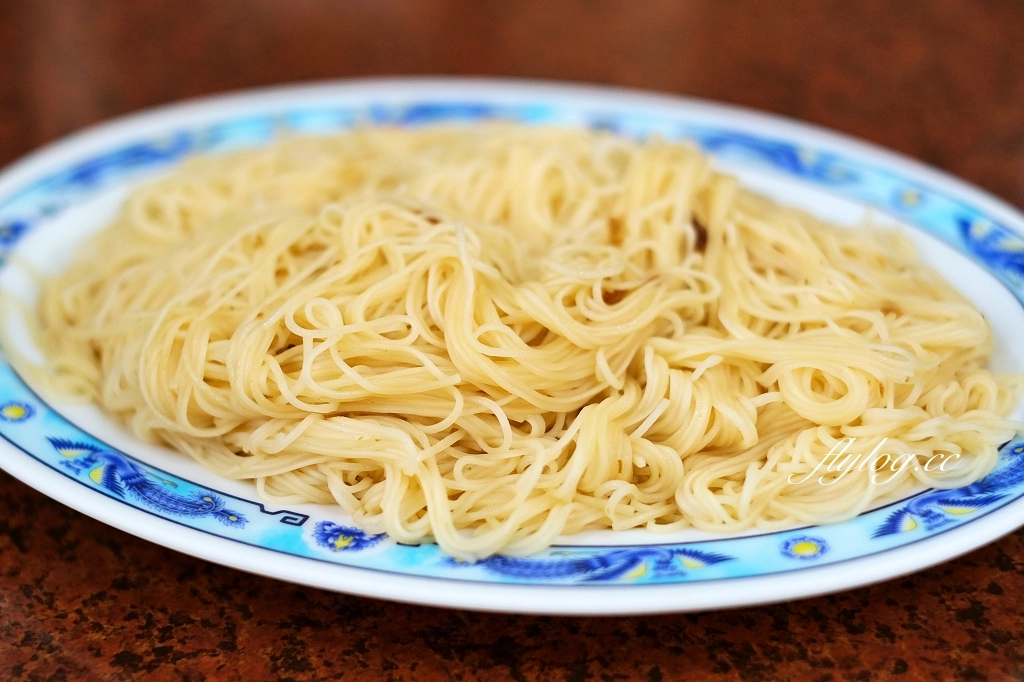 南投中寮｜炮哥薑母鴨．鄉民推薦南投最強薑母鴨，冬天常常大排長龍 @飛天璇的口袋