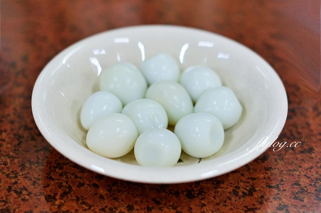 南投中寮｜炮哥薑母鴨．鄉民推薦南投最強薑母鴨，冬天常常大排長龍 @飛天璇的口袋