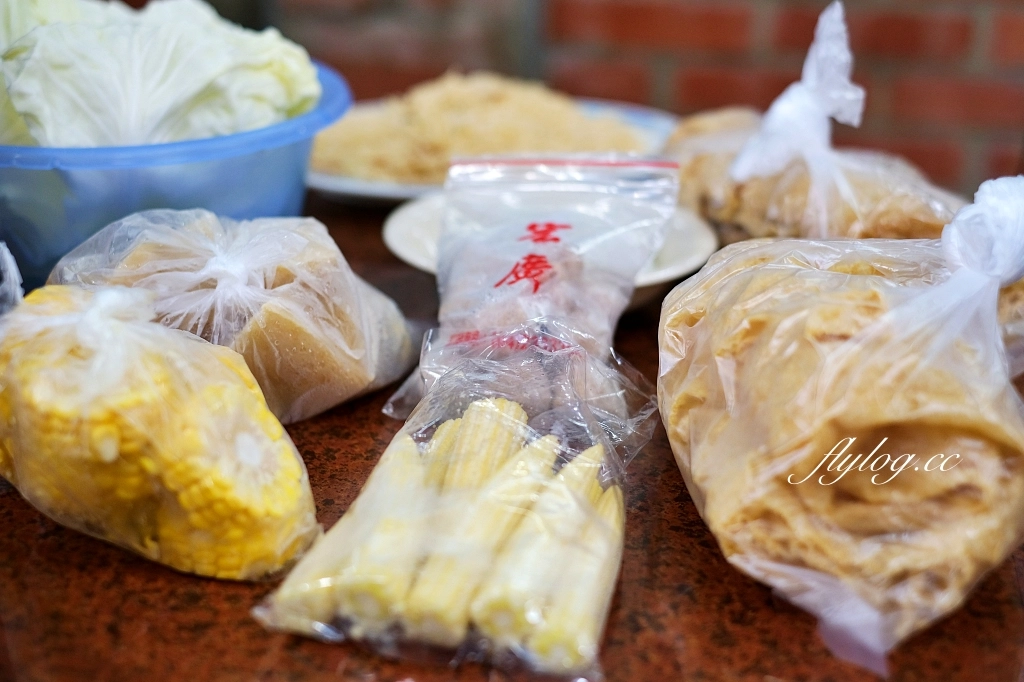 南投中寮｜炮哥薑母鴨．鄉民推薦南投最強薑母鴨，冬天常常大排長龍 @飛天璇的口袋