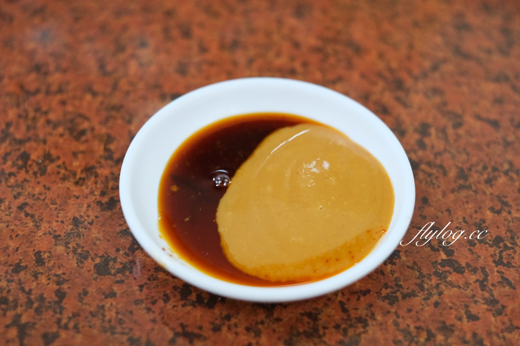 南投中寮｜炮哥薑母鴨．鄉民推薦南投最強薑母鴨，冬天常常大排長龍 @飛天璇的口袋