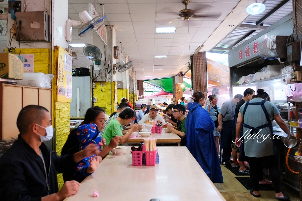 苗栗三義｜彩雲麵食．隱身三義市場內，早上5點就開賣的客家美食 @飛天璇的口袋