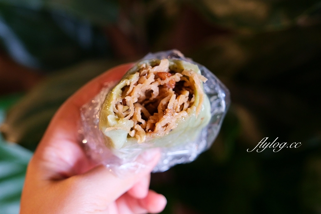 苗栗銅鑼｜阿財發粿．九華山客家米食總店，7-11和休息站熱賣的黑糖發粿 @飛天璇的口袋