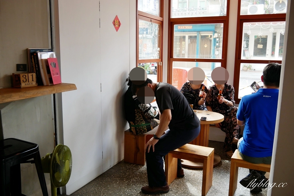 苗栗後龍｜ Daddy&Mommy Bakery．後龍老宅文青咖啡館，街角飄著迷人咖啡香 @飛天璇的口袋