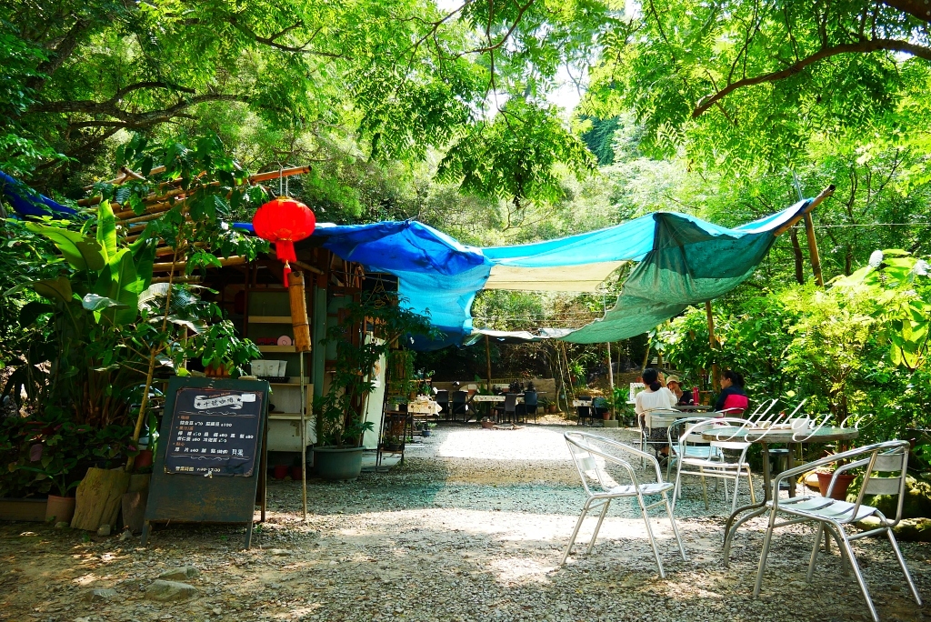 台中北屯｜大坑10號步道．充滿綠意的自然景觀，階梯涼亭眺望市景 @飛天璇的口袋