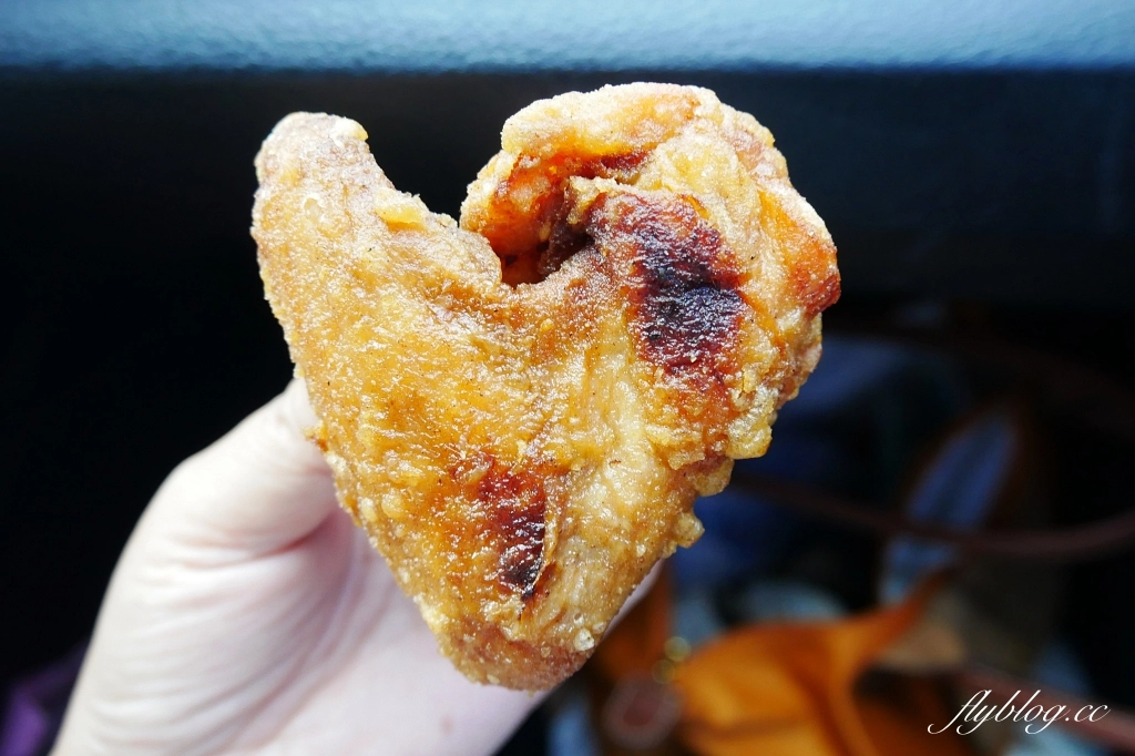 台中北屯|黑冠炸雞,水湳超人氣炸雞店,一大早就排隊買炸雞 @飛天璇的口袋 台中北屯|黑冠炸雞,水湳超人氣炸雞店,一大早就排隊買炸雞 @飛天璇的口袋