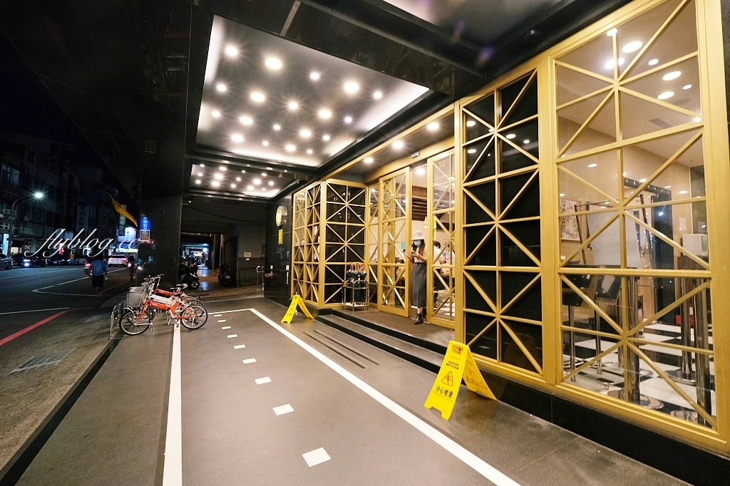 台南中西｜康橋商旅台南赤崁樓館．豐盛的早餐和宵夜免費供應，為了吃百匯住飯店 @飛天璇的口袋