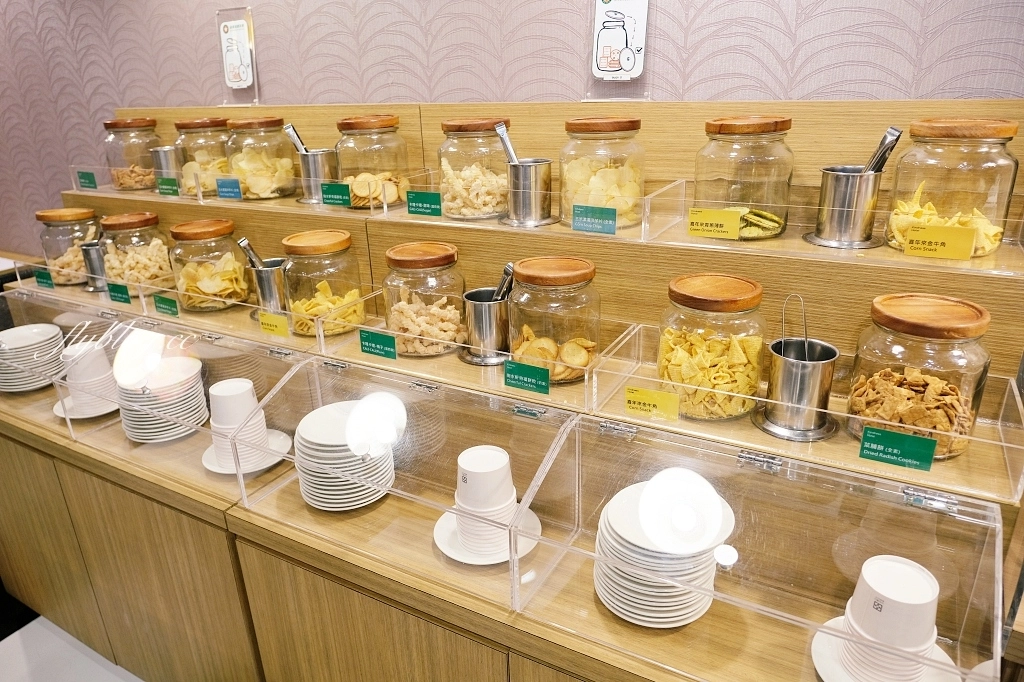 台南中西｜康橋商旅台南赤崁樓館．豐盛的早餐和宵夜免費供應，為了吃百匯住飯店 @飛天璇的口袋