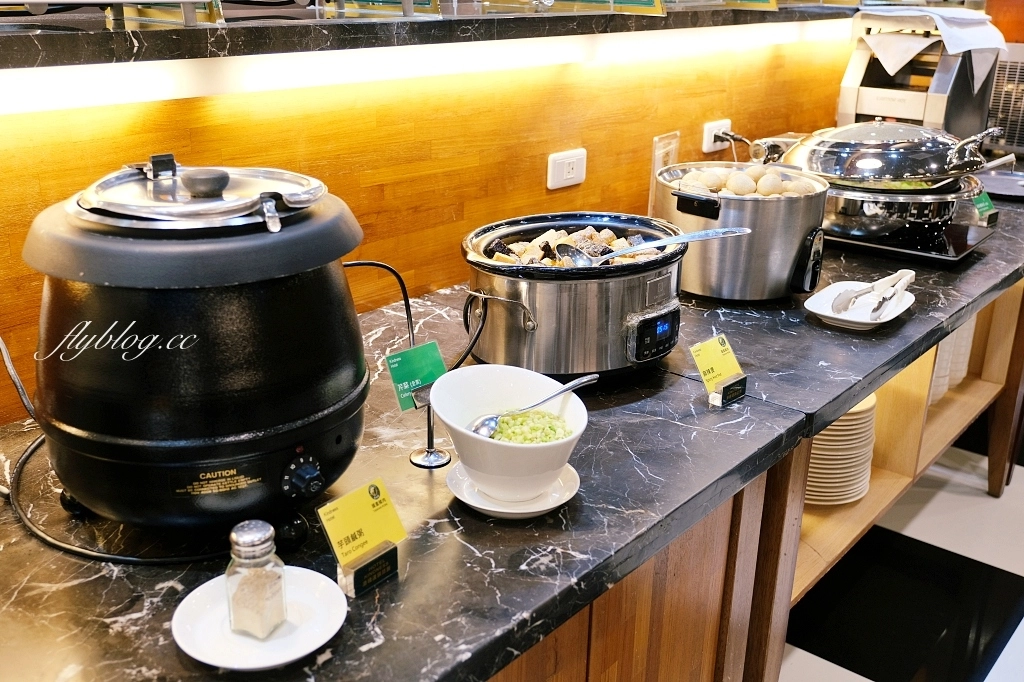 台南中西｜康橋商旅台南赤崁樓館．豐盛的早餐和宵夜免費供應，為了吃百匯住飯店 @飛天璇的口袋