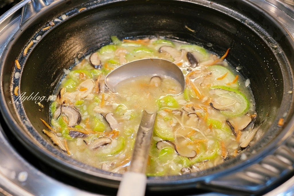 台南中西｜康橋商旅台南赤崁樓館．豐盛的早餐和宵夜免費供應，為了吃百匯住飯店 @飛天璇的口袋