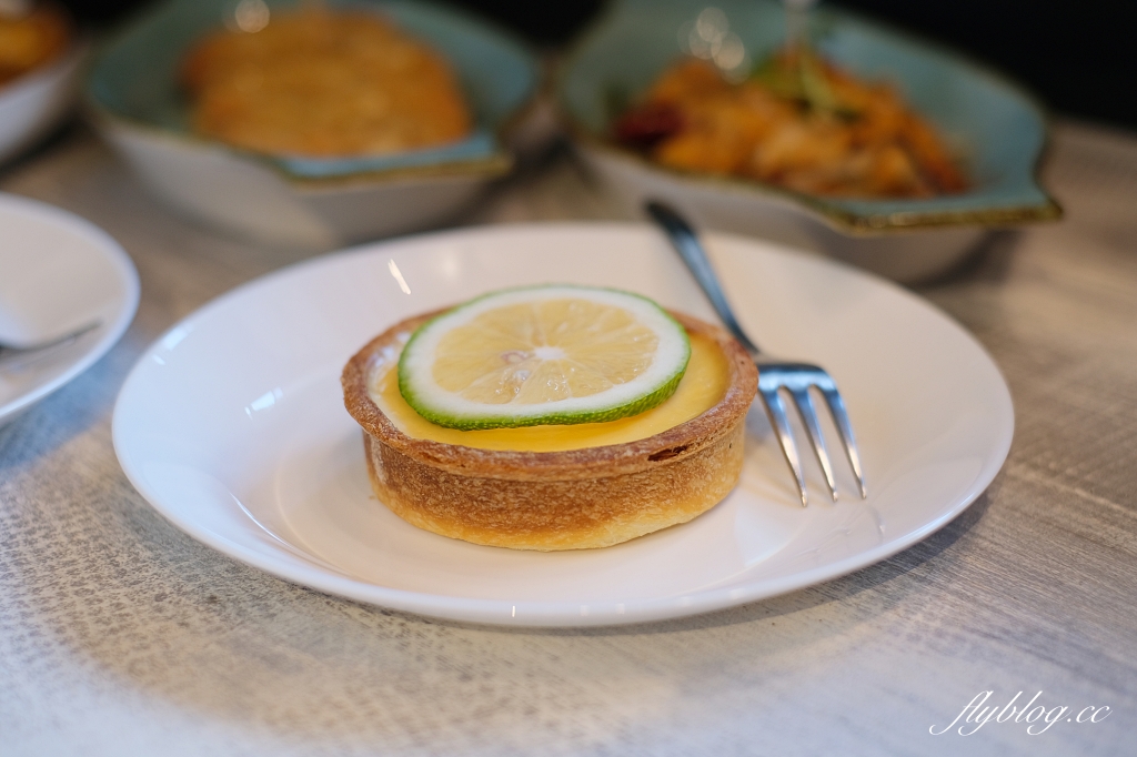 歐棒咖啡金典綠園道店｜歐洲市集簡約風咖啡館，從早午餐到晚餐，蔬食也有不一樣的體驗 @飛天璇的口袋