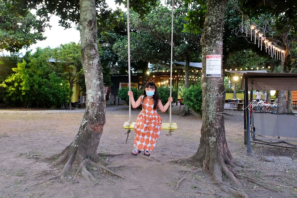 台東東河｜都蘭院子大BBQ，在院子裡吃露天BBQ，台東氛圍超棒的燒烤店 @飛天璇的口袋