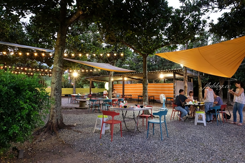 台東東河｜都蘭院子大BBQ，在院子裡吃露天BBQ，台東氛圍超棒的燒烤店 @飛天璇的口袋