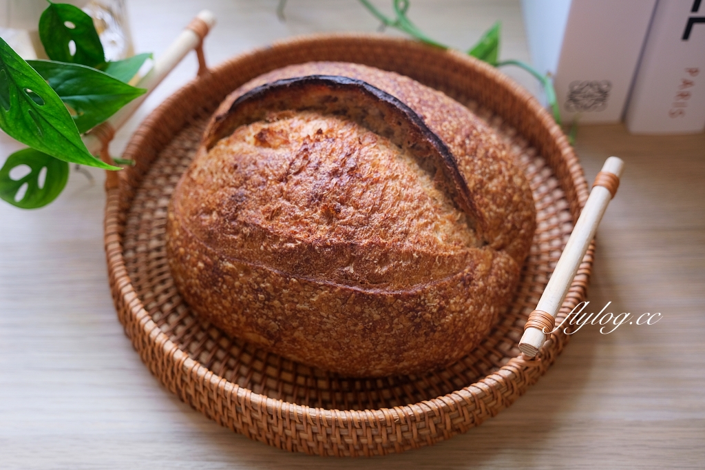 台中西區｜祖祖麵包工作室．老闆待過美國米其林餐廳，網友推薦台中最道地的酸麵包 @飛天璇的口袋