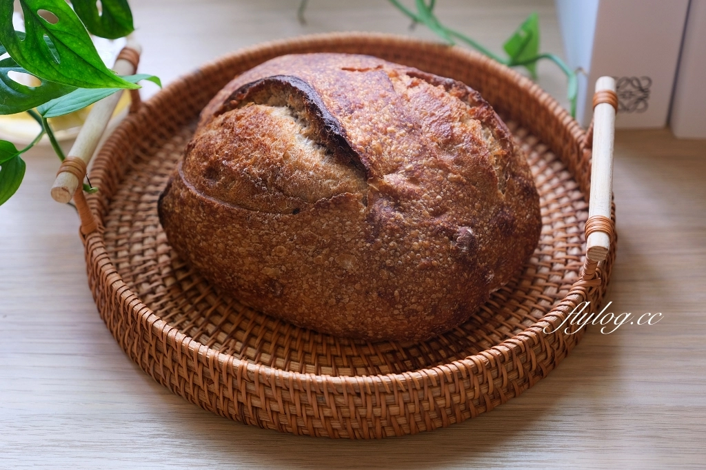 台中西區｜祖祖麵包工作室．老闆待過美國米其林餐廳，網友推薦台中最道地的酸麵包 @飛天璇的口袋