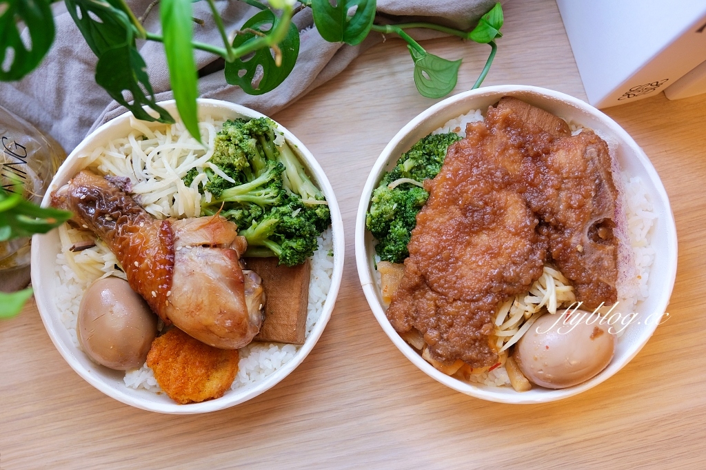 台中中區｜台中臺鐵便當．台中車站二樓車站大廳，搭火車必買的台鐵便當 @飛天璇的口袋