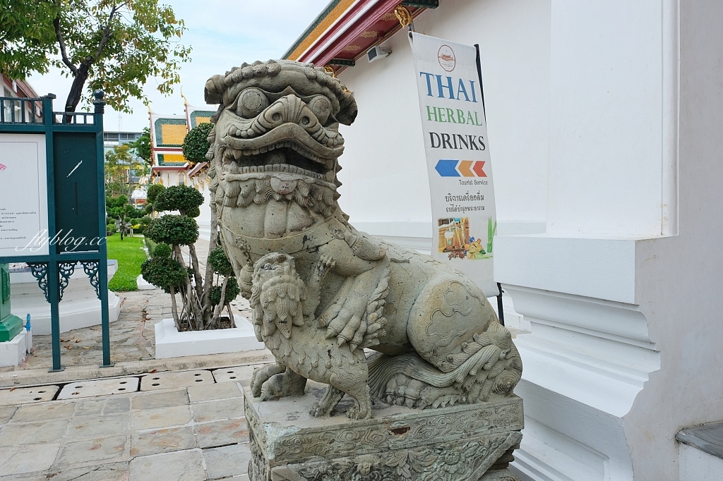 泰國曼谷｜蘇泰寺 Wat Suthat，泰國一級皇家寺院，曼谷知名地標紅色大鞦韆 @飛天璇的口袋