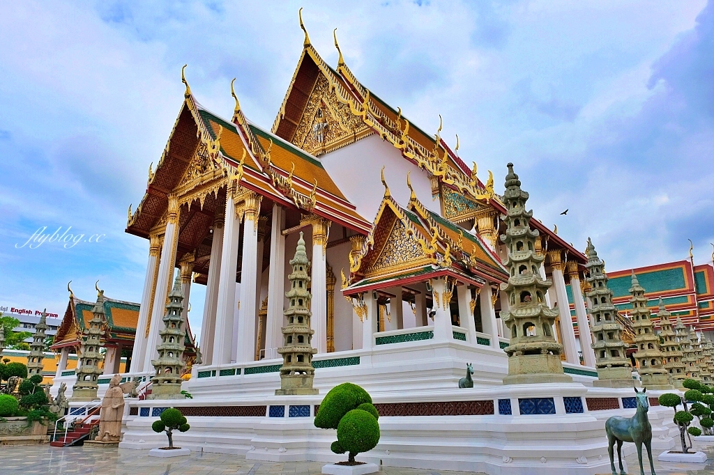 泰國曼谷｜蘇泰寺 Wat Suthat，泰國一級皇家寺院，曼谷知名地標紅色大鞦韆 @飛天璇的口袋