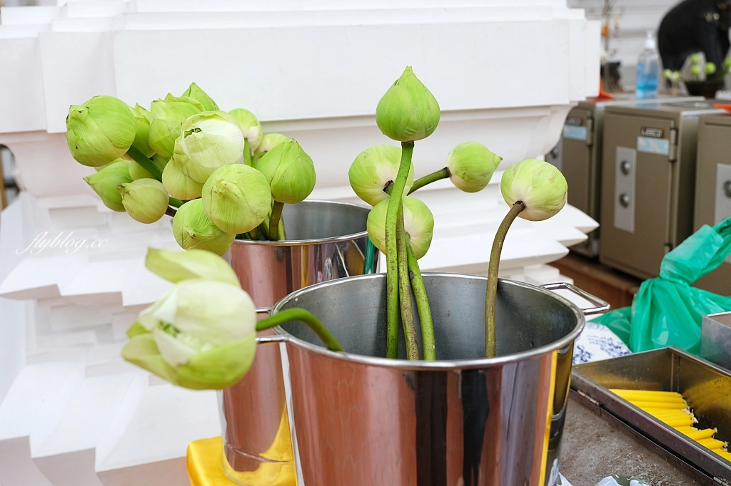 泰國曼谷｜蘇泰寺 Wat Suthat，泰國一級皇家寺院，曼谷知名地標紅色大鞦韆 @飛天璇的口袋