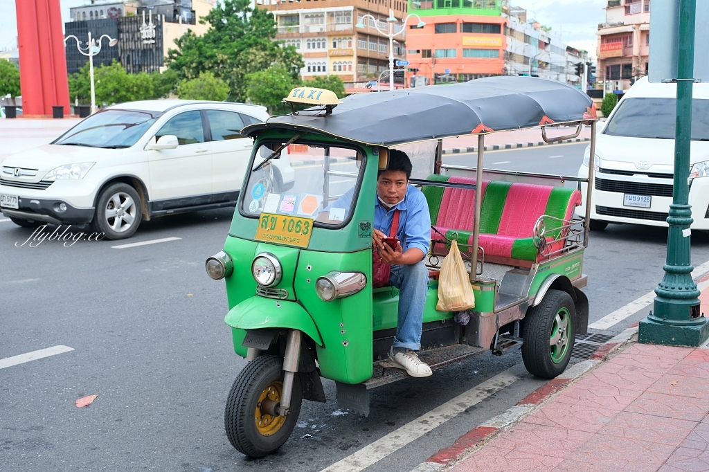 泰國曼谷｜蘇泰寺 Wat Suthat，泰國一級皇家寺院，曼谷知名地標紅色大鞦韆 @飛天璇的口袋