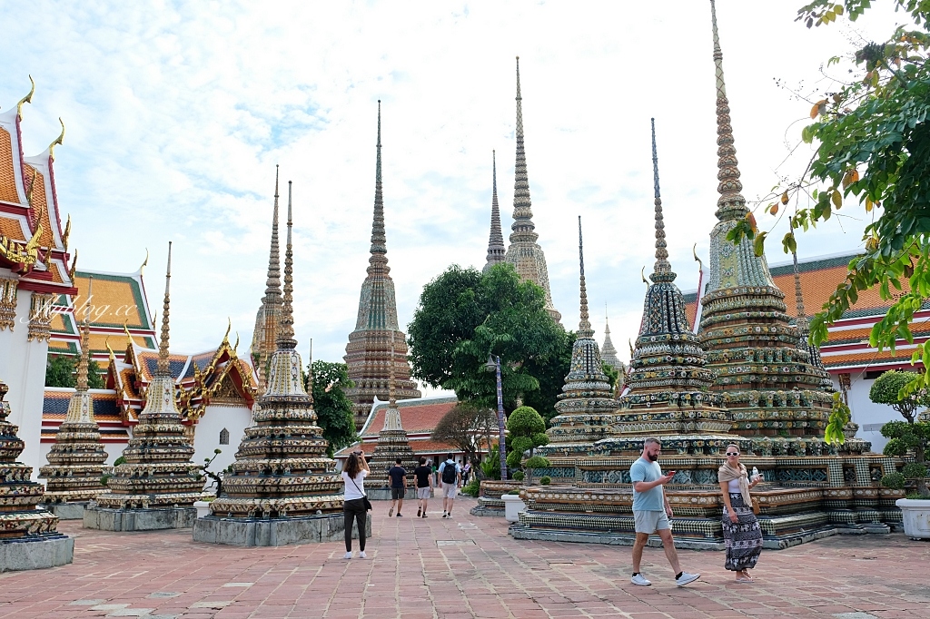 泰國曼谷｜臥佛寺 Wat Pho，曼谷歷史最久的寺廟，傳統泰式按摩的發源地 @飛天璇的口袋
