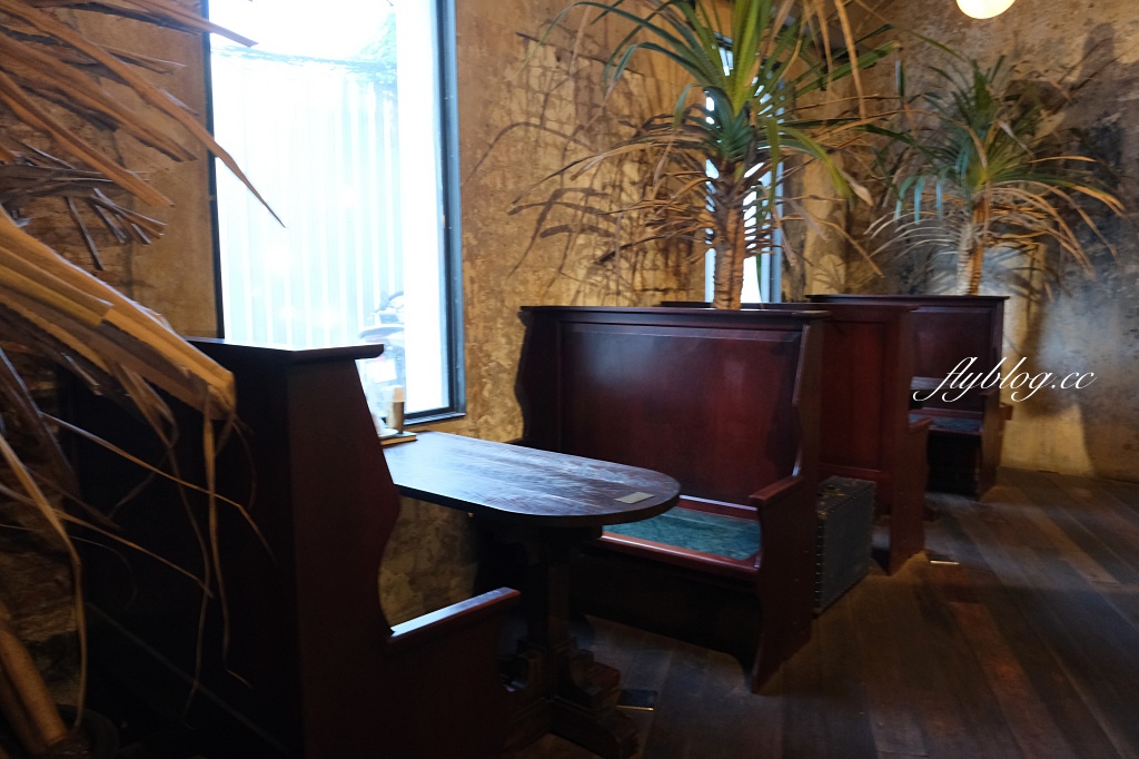 泰國曼谷|The Mustang Blu,19世紀銀行改建,曼谷老宅建築餐廳的咖啡館與飯店 @飛天璇的口袋 泰國曼谷|The Mustang Blu,19世紀銀行改建,曼谷老宅建築餐廳的咖啡館與飯店 @飛天璇的口袋