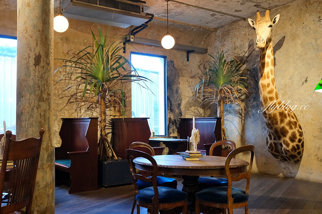 泰國曼谷｜The Mustang Blu，19世紀銀行改建，曼谷老宅建築餐廳的咖啡館與飯店 @飛天璇的口袋