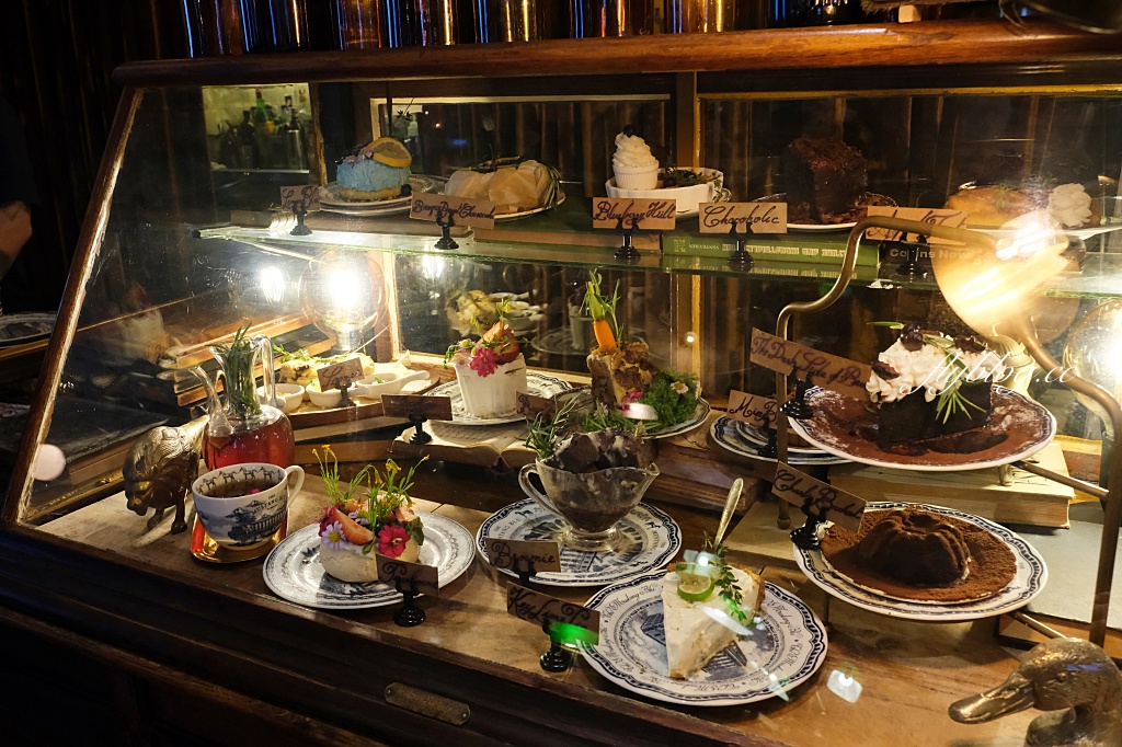 泰國曼谷|The Mustang Blu,19世紀銀行改建,曼谷老宅建築餐廳的咖啡館與飯店 @飛天璇的口袋 泰國曼谷|The Mustang Blu,19世紀銀行改建,曼谷老宅建築餐廳的咖啡館與飯店 @飛天璇的口袋