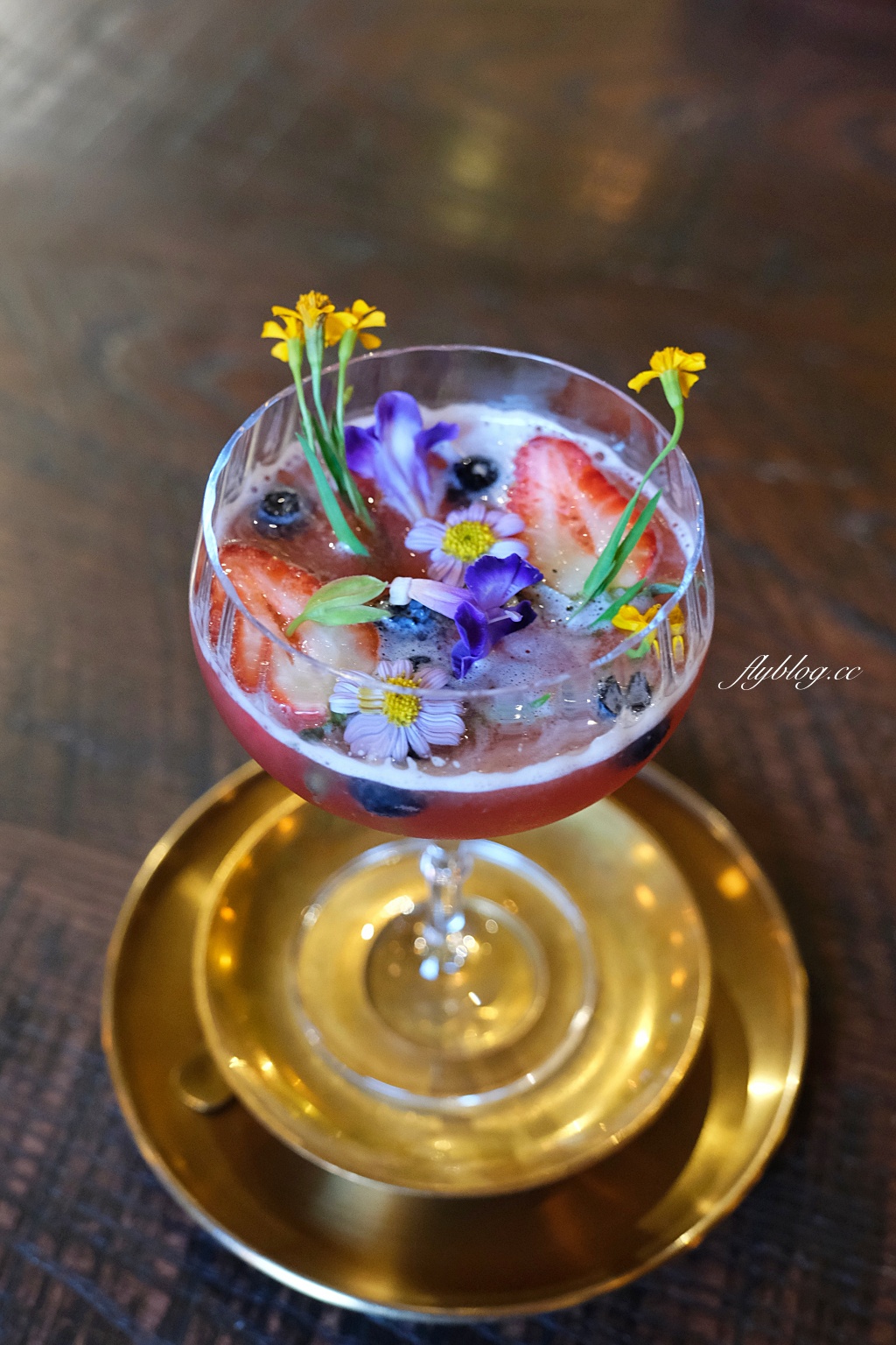 泰國曼谷|The Mustang Blu,19世紀銀行改建,曼谷老宅建築餐廳的咖啡館與飯店 @飛天璇的口袋 泰國曼谷|The Mustang Blu,19世紀銀行改建,曼谷老宅建築餐廳的咖啡館與飯店 @飛天璇的口袋