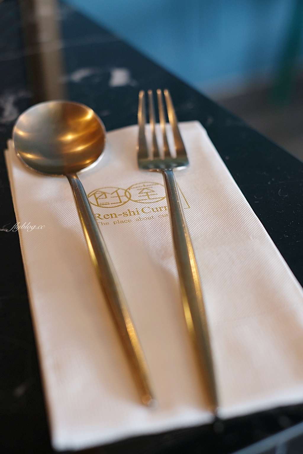 台中西區｜飪室咖哩 Renshi，台中網美風印度咖哩店，勤美誠品商圈美食推薦 @飛天璇的口袋