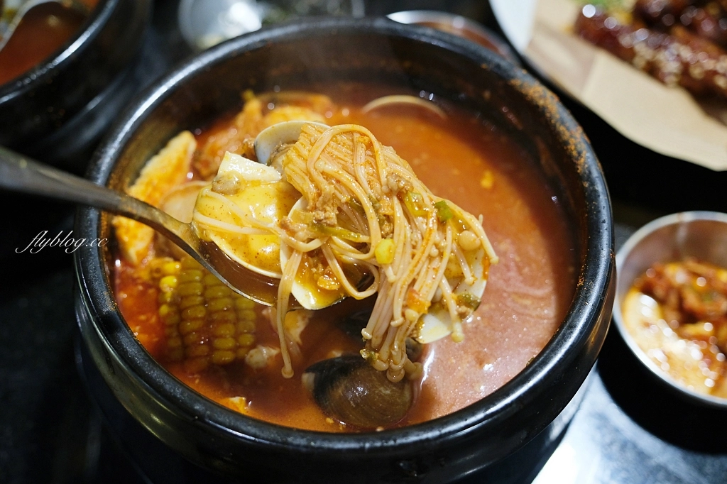 台中南屯｜燒肉滋滋 ZiZi．公益路韓式燒肉新品牌，台中文青風韓國料理推薦 @飛天璇的口袋