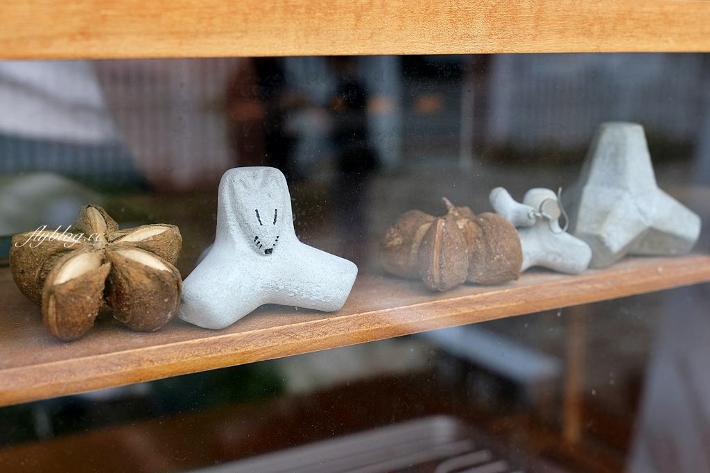 消波塊大人｜霧峰光復新村消波塊雞蛋糕，充滿Kuso和創意的台中名產 @飛天璇的口袋