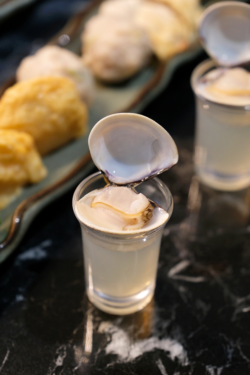 蛤?!Huh Pot台中公益店|超浮誇卜卜蜆打邊爐,超過500顆12斤巨蛤宴,8種不同吃法一次滿足 @飛天璇的口袋 蛤?!Huh Pot台中公益店|超浮誇卜卜蜆打邊爐,超過500顆12斤巨蛤宴,8種不同吃法一次滿足 @飛天璇的口袋